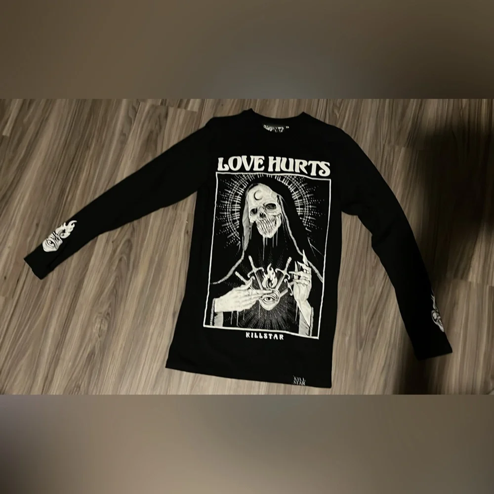 Killstar Black and White 'Love Hurts' Graphic Tee - Picture 1 of 3